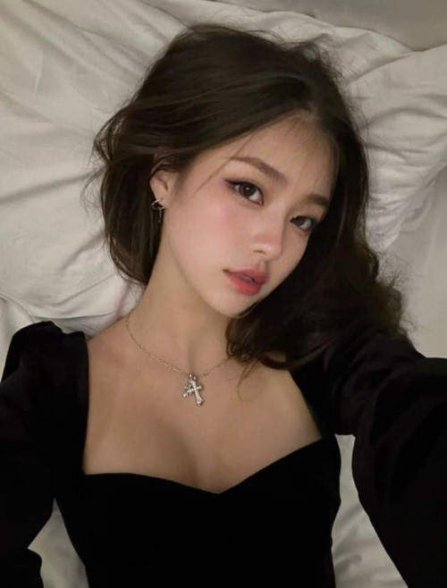 Violetta-Joyce.jpg